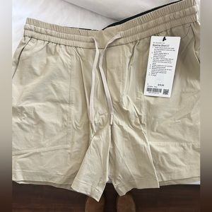 NWT Bowline Shorts